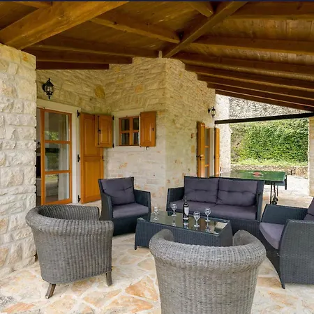 Beautiful In Outstanding Location, 10x5m Pool, Wifi, Stunning Views Brkac