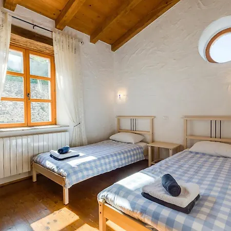 Beautiful In Outstanding Location, 10x5m Pool, Wifi, Stunning Views Villa